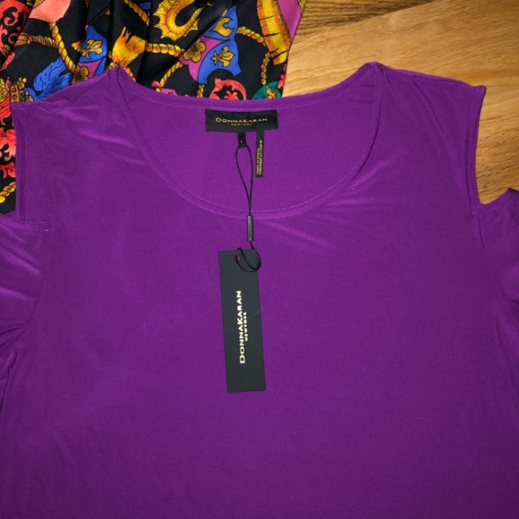 Donna Karan cutout cold shoulder purple violet top - Picture 3 of 6
